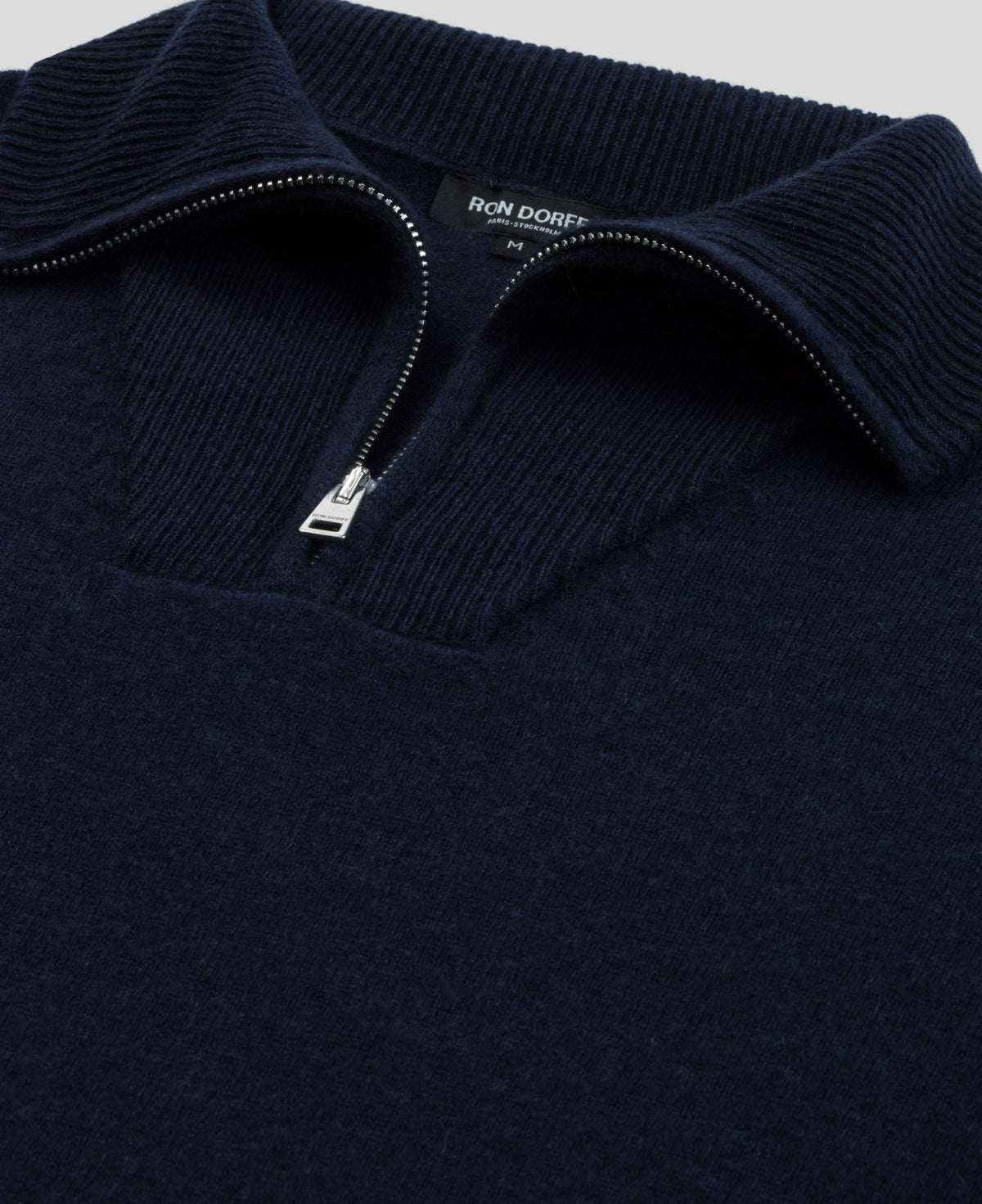 Wool Cashmere Sweater w. Front Chest Zip: Navy