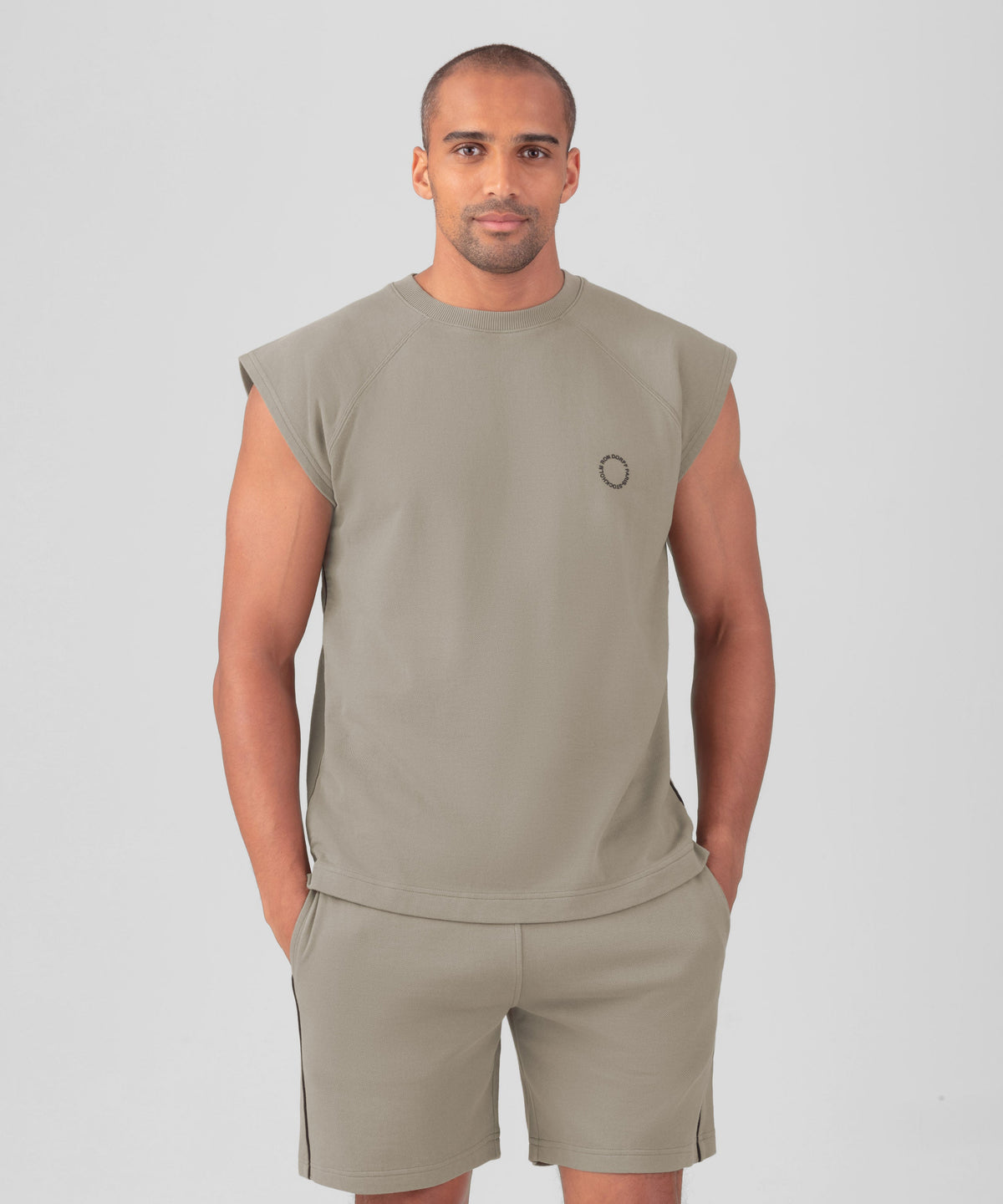 Cotton Piqué Sleeveless Sweatshirt w. Piping: Dusty Beige