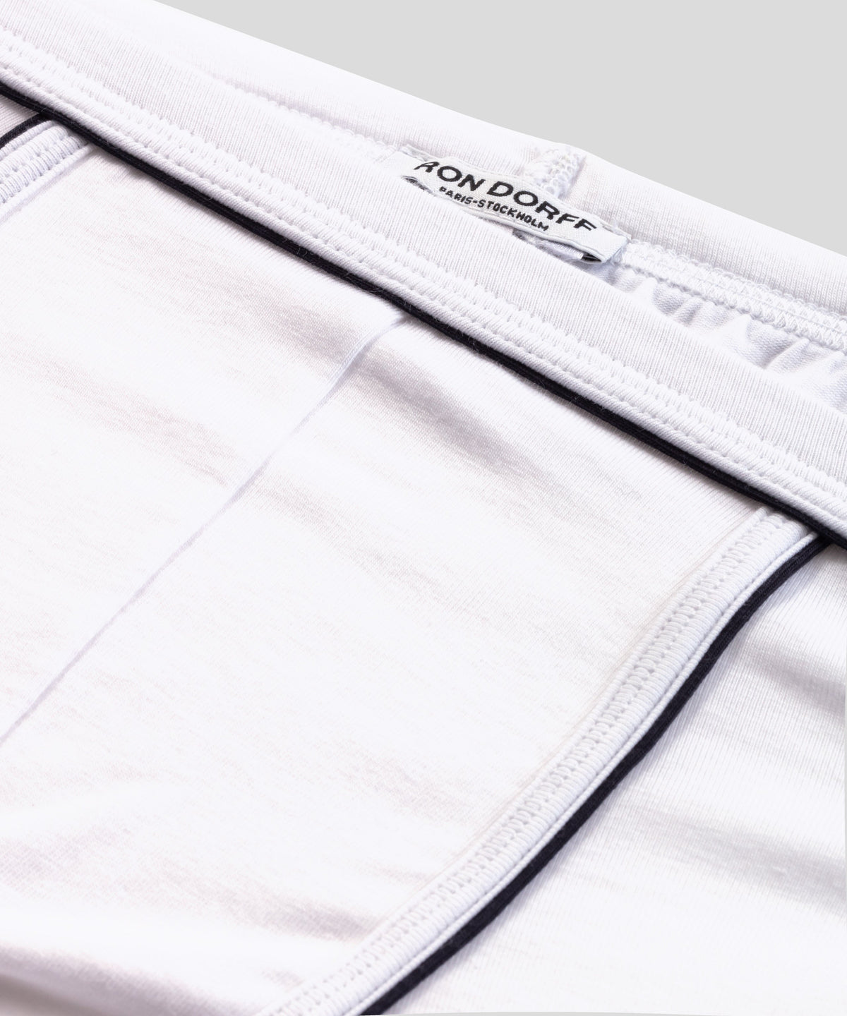 Boxer Briefs w. Piping: Optic White