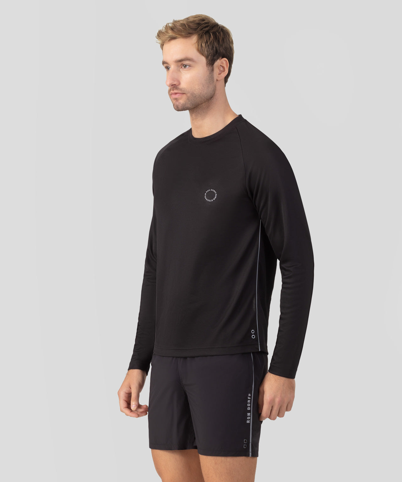 Sports Long-Sleeved T-Shirt w. Reflective Piping: Black