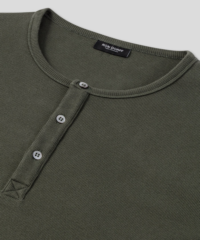 Army Ribbed Henley T-Shirt: Military Green