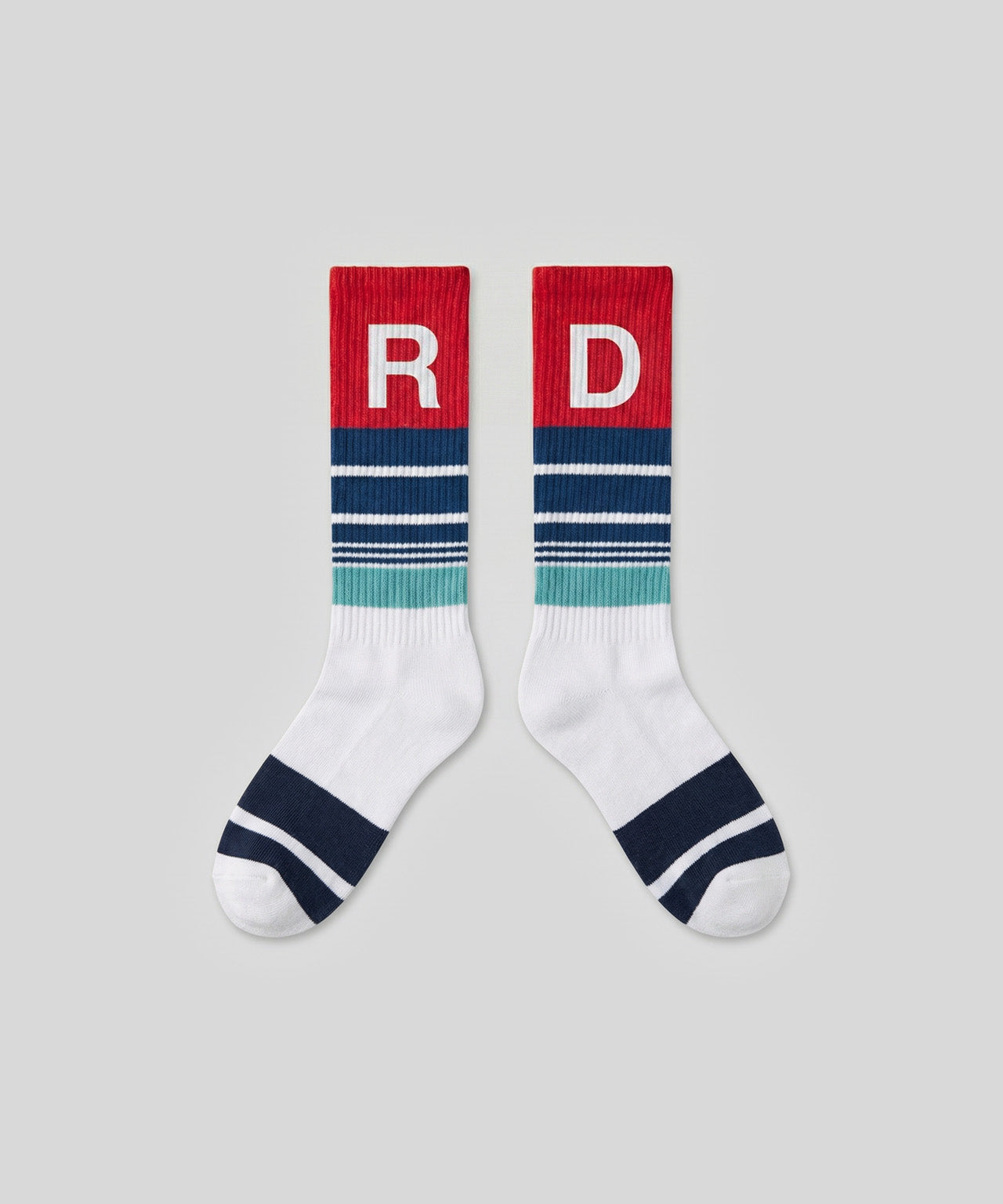 Sport Socks w. Retro Stripes: Shocking Red