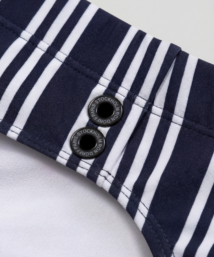 Swim Briefs w. Vertical Thin Stripes: Navy