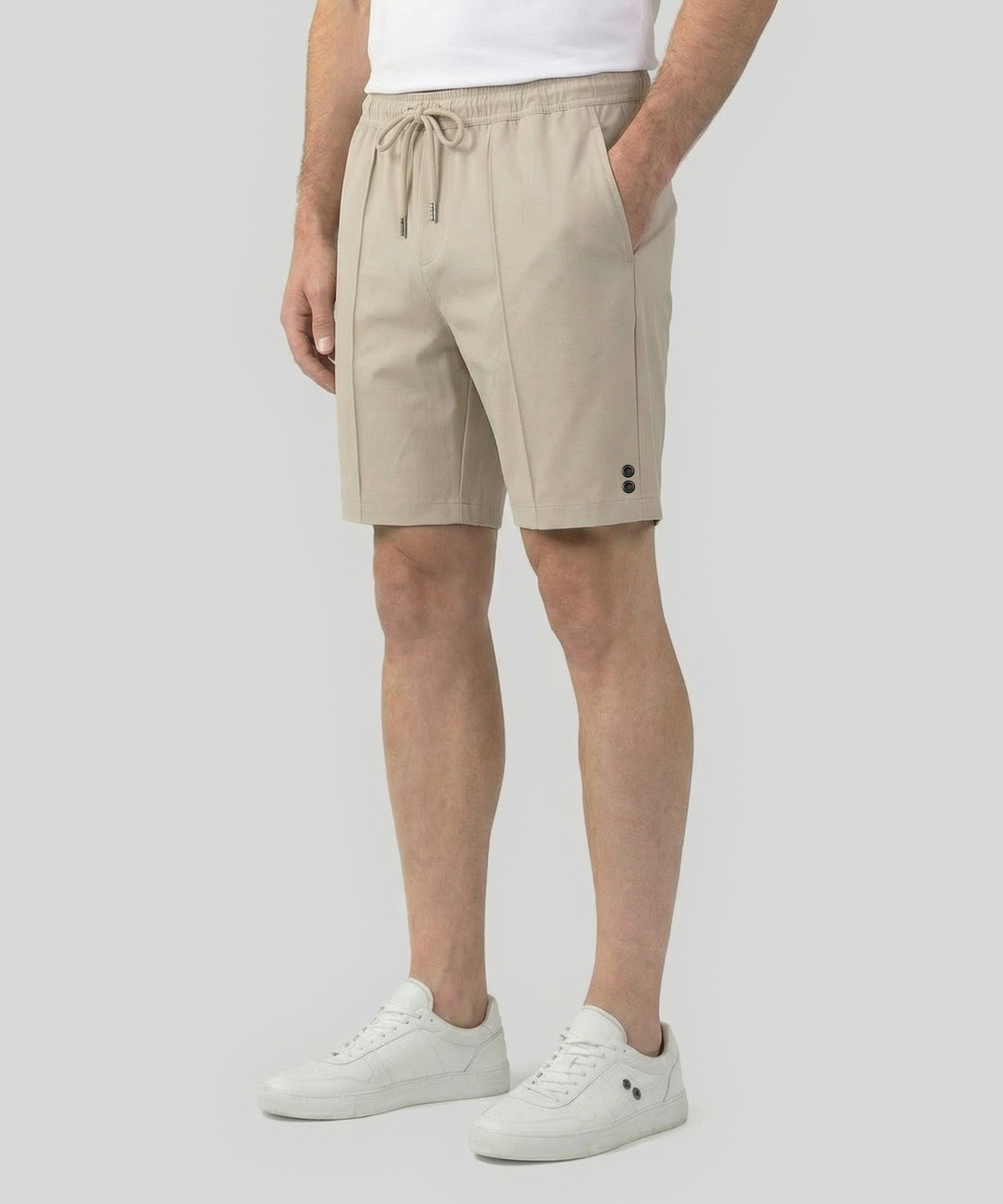 Light City Shorts: Beige