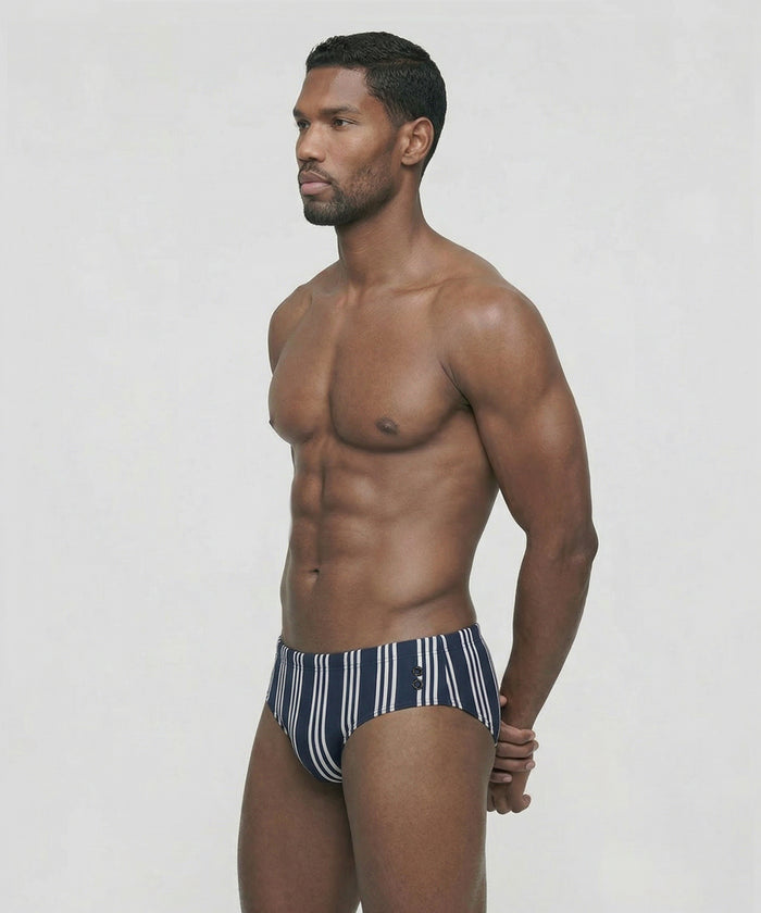 Swim Briefs w. Vertical Thin Stripes: Navy